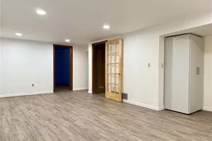 2210 Spoonwood Ln, Saint Louis, MO 63033 - Photo 22