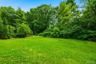 1089 Pinrun Dr, Ballwin, MO 63011 - Photo 52