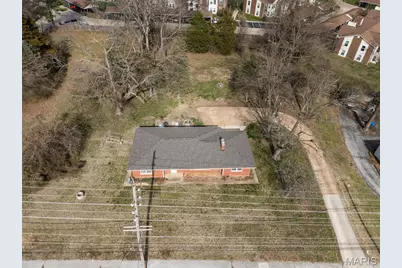 960 Chesterfield Parkway E, Chesterfield, MO 63017 - Photo 2