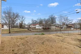 3112 Gary Dr, Saint Louis, MO 63121 - Photo 24