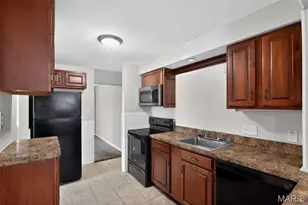 1212 Kilgore Dr, Saint Louis, MO 63137 - Photo 22