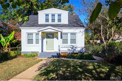 715 Erskine Avenue, Saint Louis, MO 63125 - Photo 1