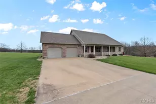243 Eagle Ridge Ln, Jackson, MO 63755 - Photo 2