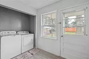 804 E 12th St, Rolla, MO 65401 - Photo 16