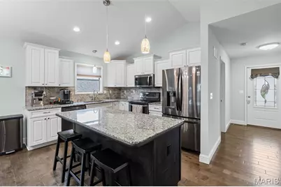 518 Crestfall Drive, Washington, MO 63090 - Photo 2