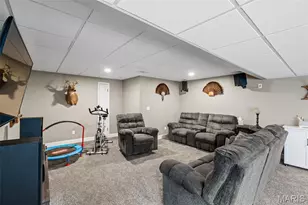 518 Crestfall Dr, Washington, MO 63090 - Photo 32