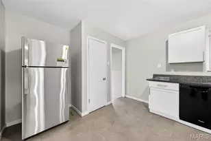 3450 Wright Ave, Saint Louis, MO 63074 - Photo 10