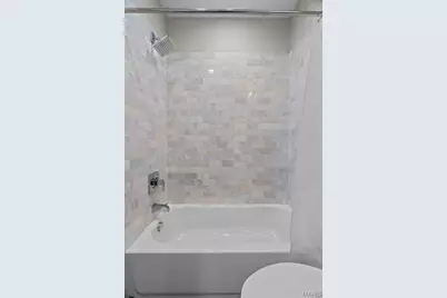 46 Carriage Lane, Saint Louis, MO 63108 - Photo 24