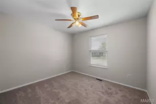 3213 Apple Dr, Saint Charles, MO 63301 - Photo 16