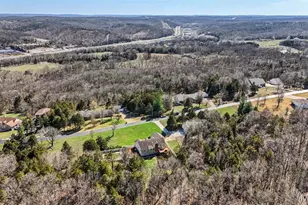 2489 Stonegate Dr, Festus, MO 63028 - Photo 44