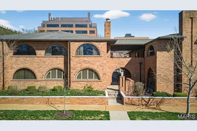 170 N Brentwood Boulevard, Clayton, MO 63105 - Photo 1