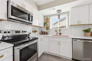 680 Lakewood Dr, Lake Saint Louis, MO 63367 - Photo 16