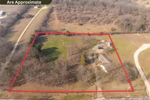 905 Mansion Rd, Winfield, MO 63389 - Photo 2