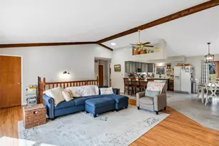 2725 Fantasy Ln, Villa Ridge, MO 63089 - Photo 6