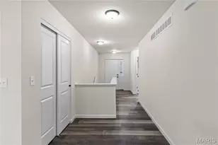 41 Millwell Dr, Maryland Heights, MO 63043 - Photo 2