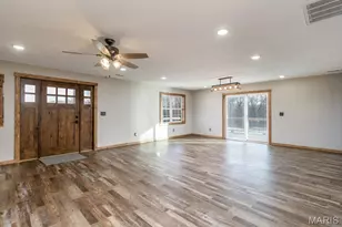 27327 Harrill Ln, Lebanon, MO 65536 - Photo 4