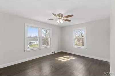 223 N Dellwood Road, Dellwood, MO 63135 - Photo 20