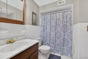 1125 Hawkstone Ln, Saint Louis, MO 63125 - Photo 32