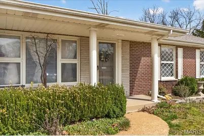 1125 Hawkstone Lane, Saint Louis, MO 63125 - Photo 6