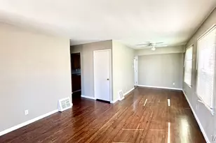 204 Tay Rd, Saint Louis, MO 63137 - Photo 4