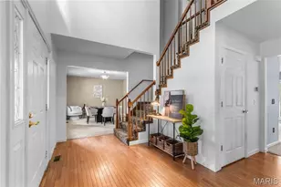 360 Huntleigh Manor Dr, Saint Charles, MO 63303 - Photo 2