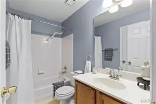 360 Huntleigh Manor Dr, Saint Charles, MO 63303 - Photo 24