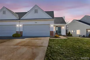 214 Maryland Dr, O'Fallon, MO 63366 - Photo 2