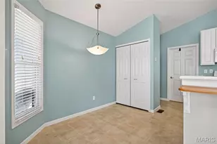 214 Maryland Dr, O'Fallon, MO 63366 - Photo 6