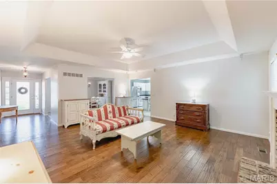 3067 Crystal Lake Drive, Saint Louis, MO 63129 - Photo 6