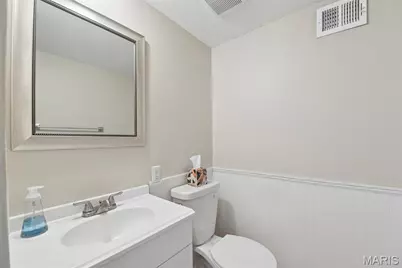 835 Lilybud Court, Ballwin, MO 63011 - Photo 10