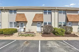 835 Lilybud Ct, Ballwin, MO 63011 - Photo 2