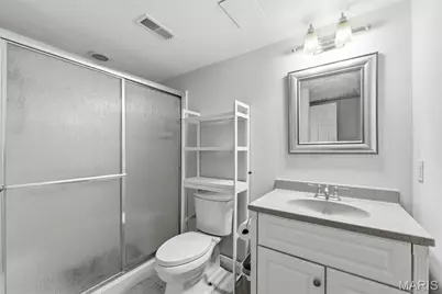 1831 Camberly Road, Des Peres, MO 63131 - Photo 48