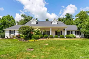 1831 Camberly Rd, Des Peres, MO 63131 - Photo 2