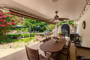 1831 Camberly Rd, Des Peres, MO 63131 - Photo 14