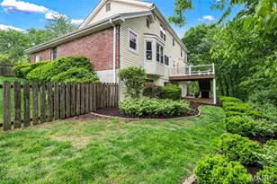 157 Spring Leigh Ct, Ballwin, MO 63011 - Photo 8