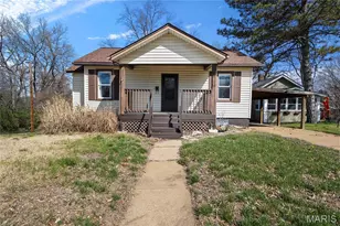 7659 Folk Ave, Maplewood, MO 63143 - Photo 1