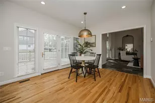 2134 Lakeview Dr, Crystal Lake Park, MO 63131 - Photo 8