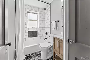 840 Wild Cherry Ln, University City, MO 63130 - Photo 18