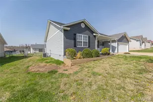 354 Murfield Dr, Poplar Bluff, MO 63901 - Photo 6