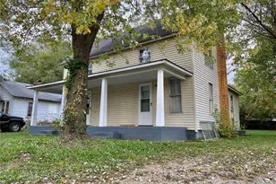 274 Cornelison St, Lebanon, MO 65536 - Photo 2