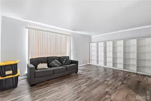 4229 Carrollton Dr, Bridgeton, MO 63044 - Photo 4