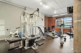 1627 Locust St, Saint Louis, MO 63103 - Photo 40