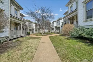 2224 Hickory St, Saint Louis, MO 63104 - Photo 2