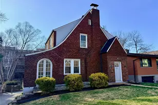 543 N Central Ave, University City, MO 63130 - Photo 1