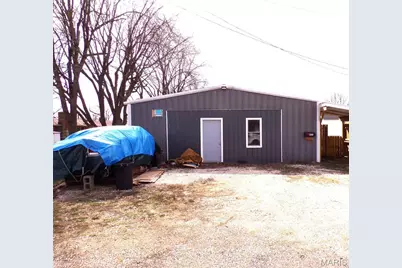 903 S Clark Street, Vandalia, MO 63382 - Photo 1