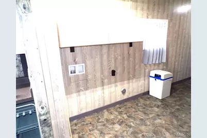 903 S Clark Street, Vandalia, MO 63382 - Photo 4