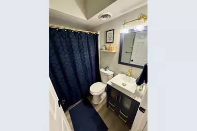 710 Central Parkway, Florissant, MO 63031 - Photo 14