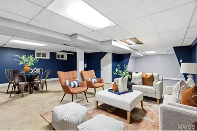 7827 Milan Avenue, University City, MO 63130 - Photo 22