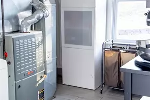 6 Cardigan Dr, Ferguson, MO 63135 - Photo 32