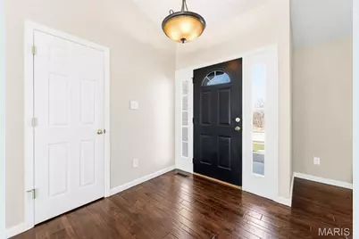 2522 Bear Creek Drive, Wentzville, MO 63385 - Photo 8